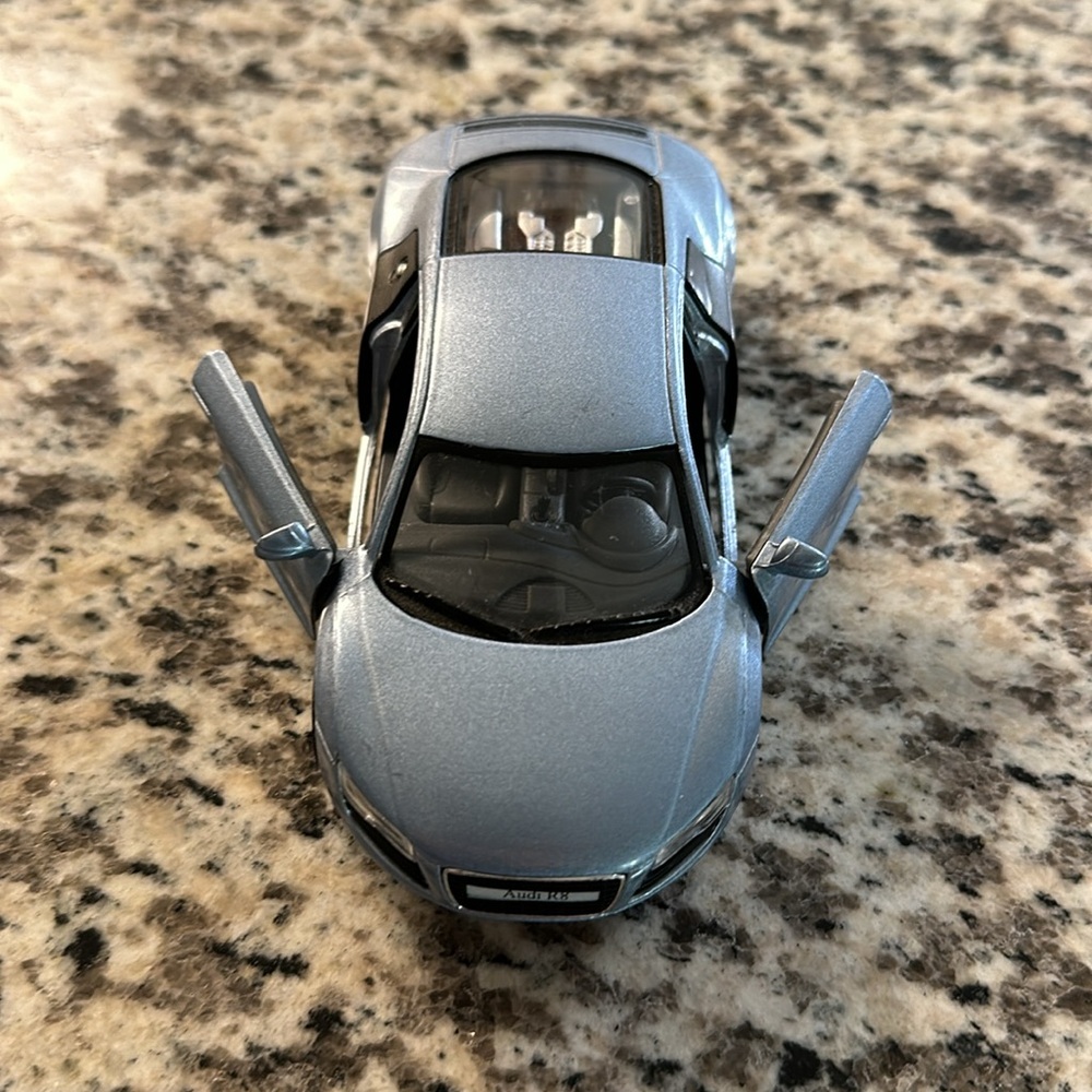 Toy Audi R8 Car - Picture 5 of 5